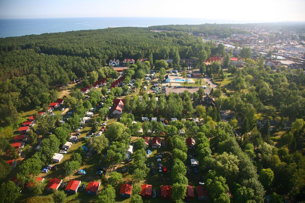 Holiday Resort & Camping Intercamp'84 Łeba Buitenkant foto