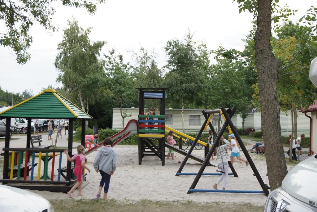 Holiday Resort & Camping Intercamp'84 Łeba Buitenkant foto